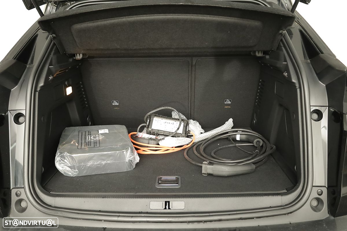 Peugeot 3008 1.6 Hybrid Allure e-EAT8 - 26