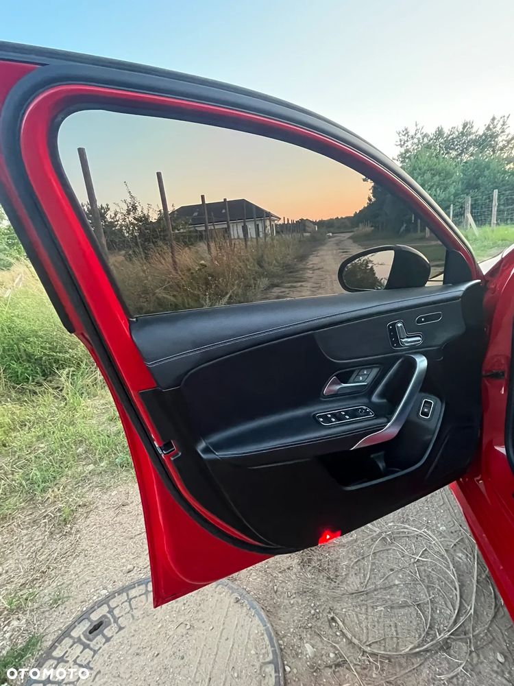 Mercedes-Benz Klasa A 220 4Matic 7G-DCT AMG Line - 15