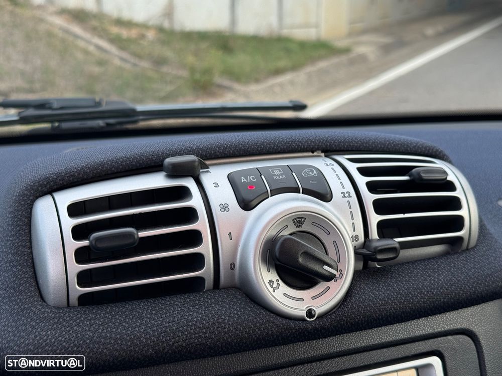 Smart ForTwo Coupé 1.0 mhd Passion 71 - 14