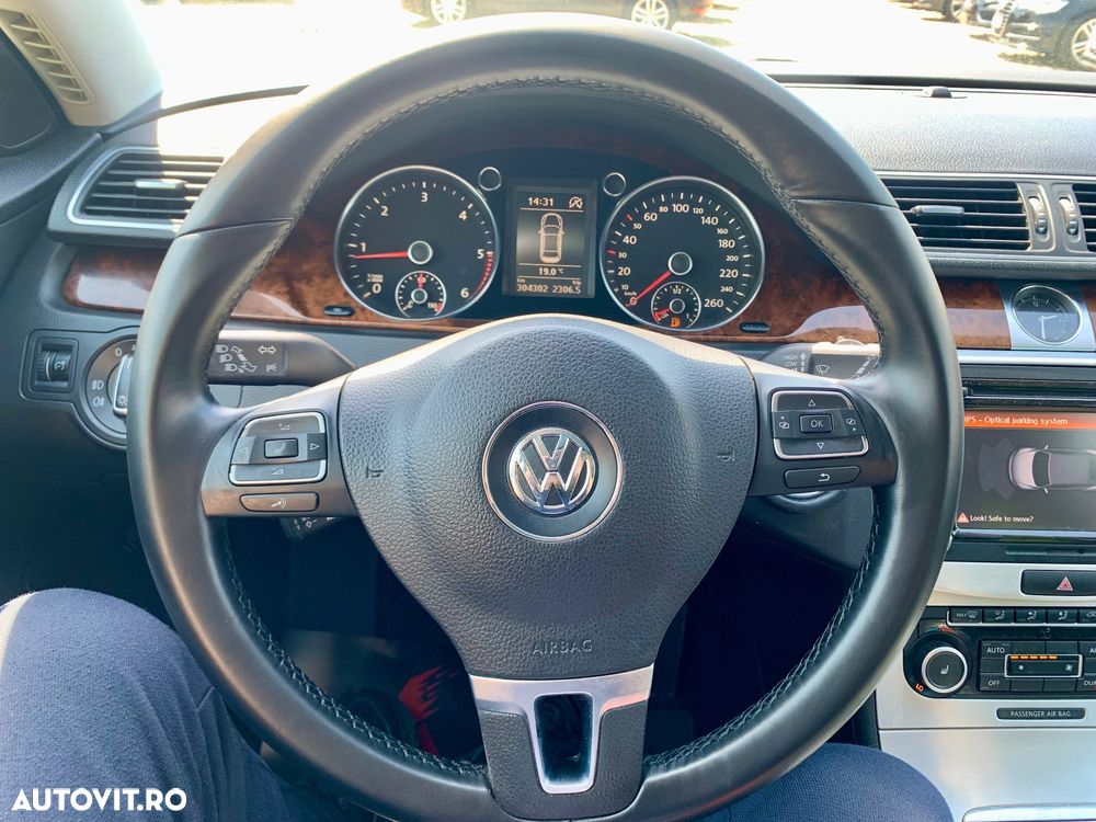 Volkswagen Passat 2.0 Blue TDI DPF Highline - 14
