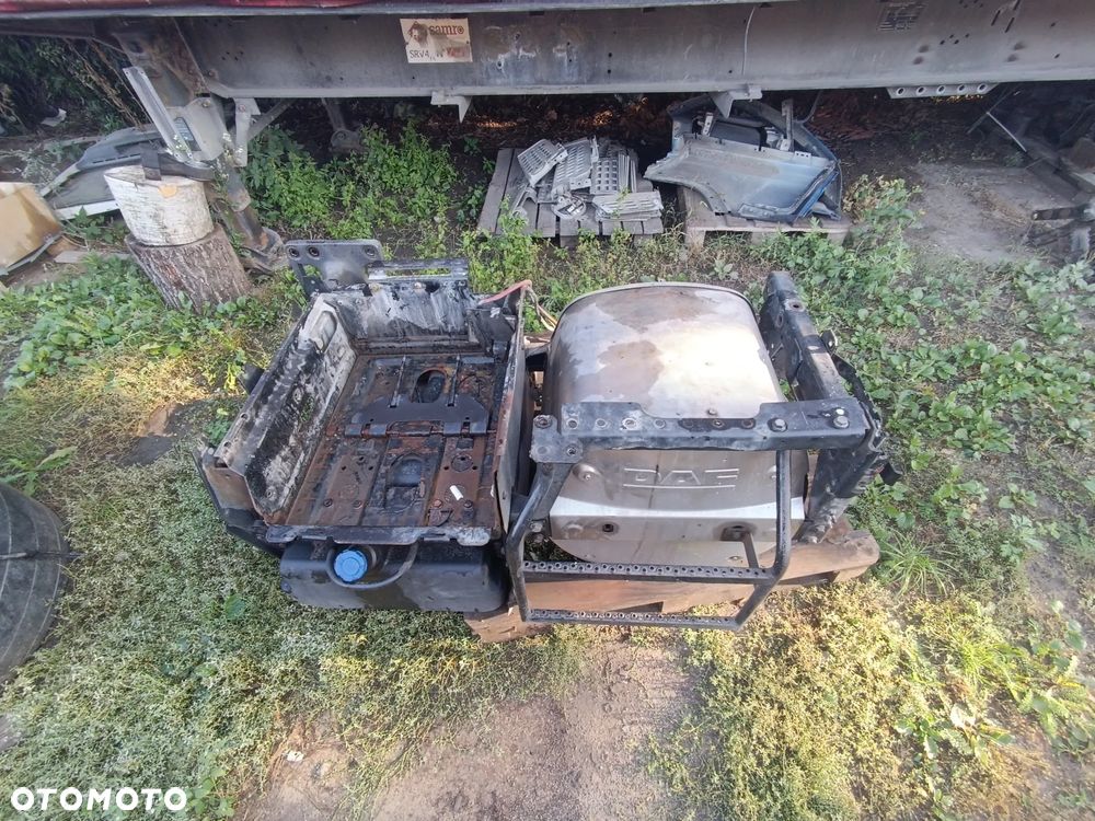 DAF XF 105 2011r KATALIZATOR WYDECH ADBLUE DPF EURO5 - 2