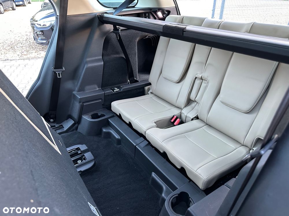 Land Rover Discovery Sport - 27