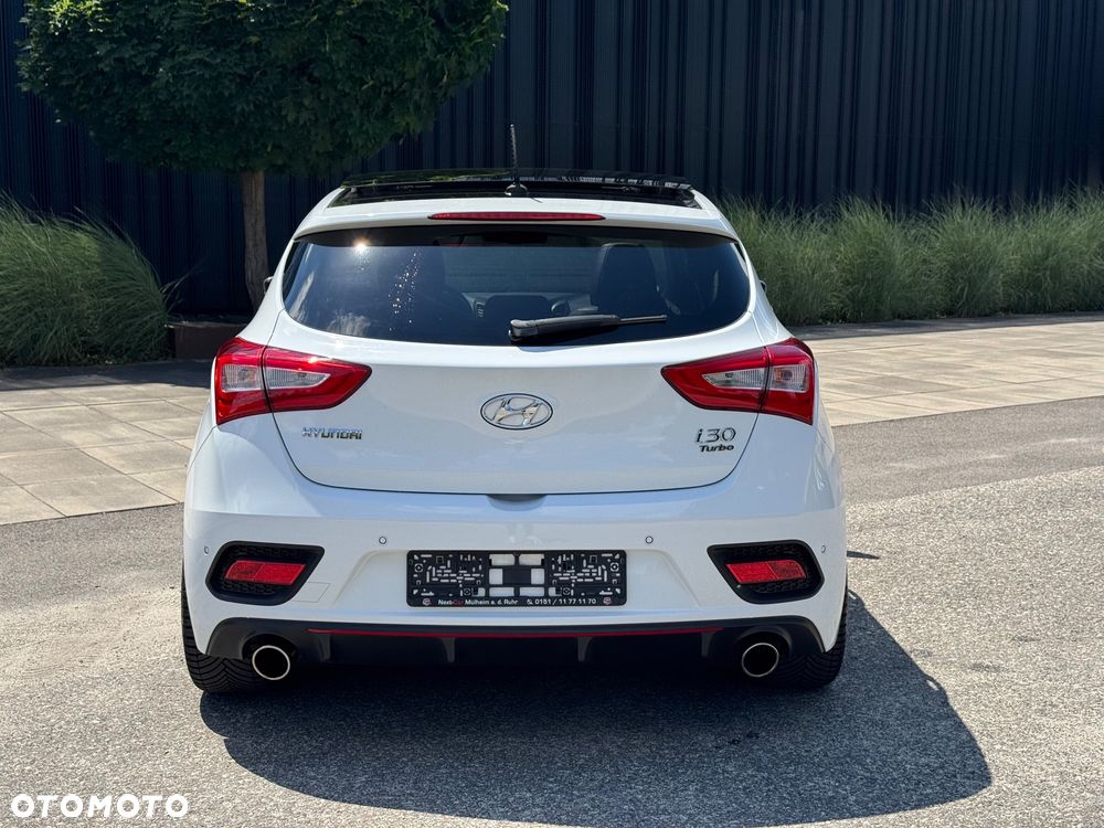 Hyundai i30 1.6 GDI Turbo Luxury - 15