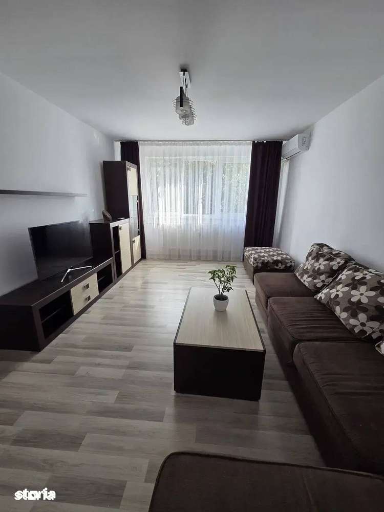 3 camere Trapezului centrala loc de parcare 8 min metrou 1 decembrie — fotografia 1