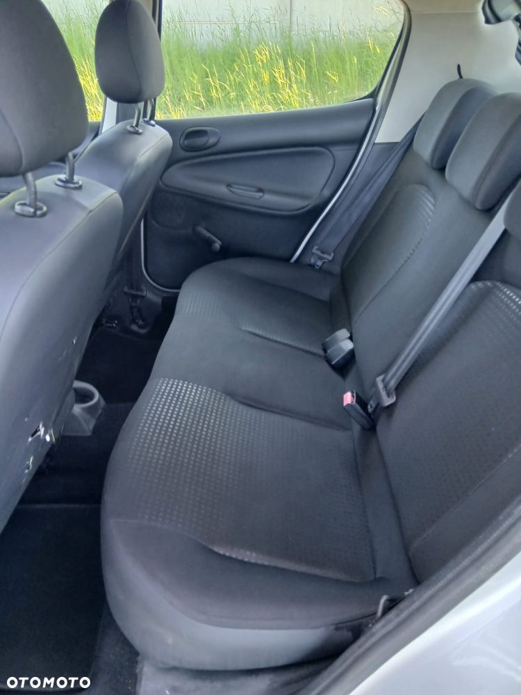 Peugeot 206 1.4 HDI XR Presence - 11