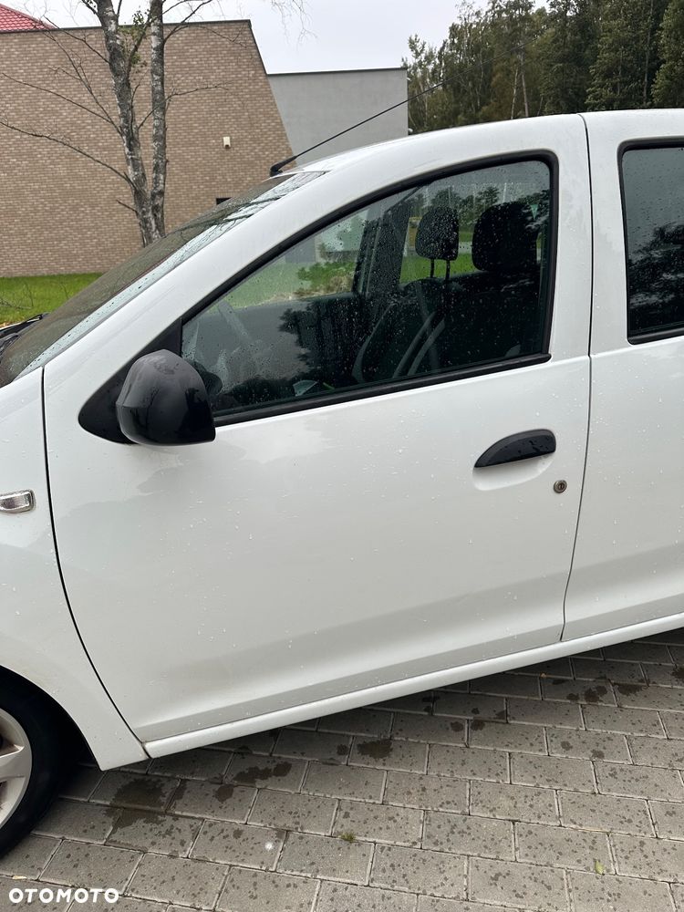 Dacia Sandero - 10