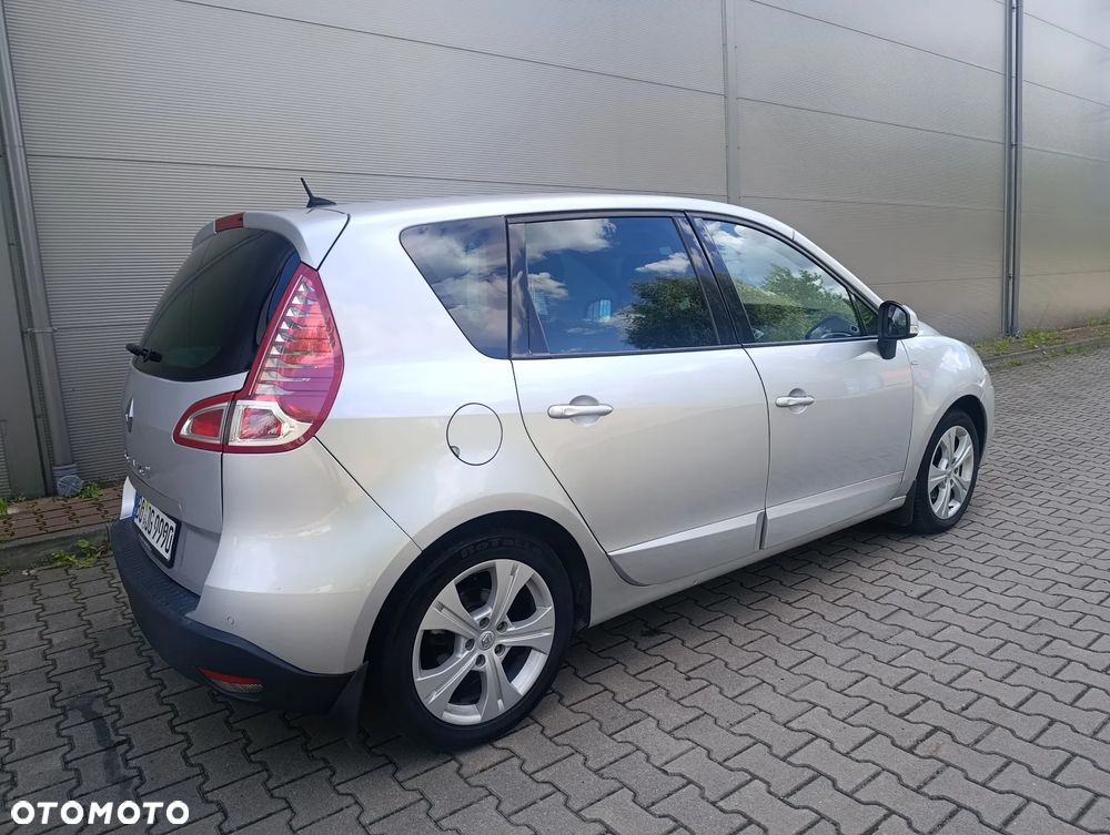 Renault Scenic 2.0 16V 140 CVT Luxe - 10