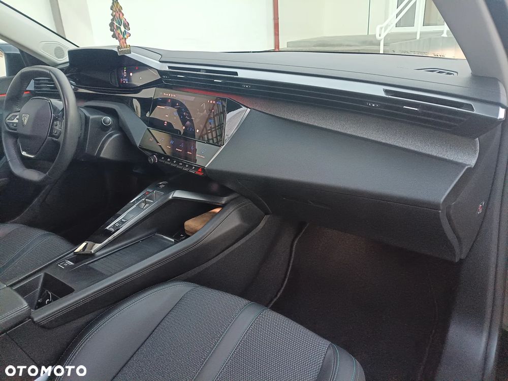 Peugeot 308 1.5 BlueHDi Allure Pack S&S EAT8 - 32