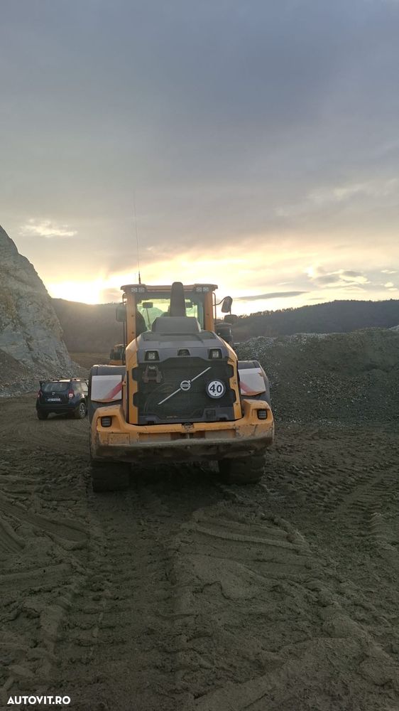 Volvo L120H - 4