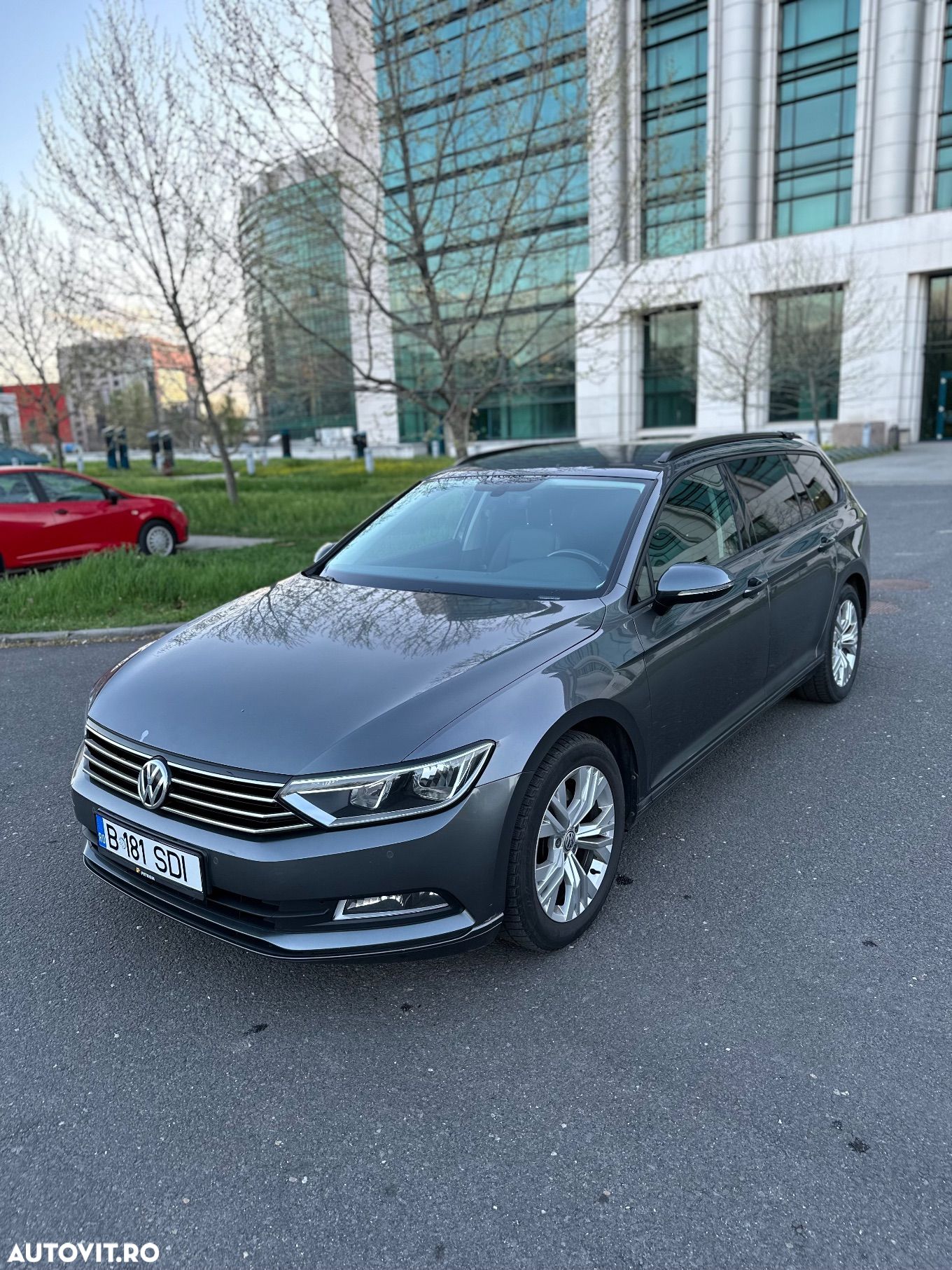 Volkswagen Passat 2.0 TDI (BlueMotion Technology) DSG Comfortline - 1