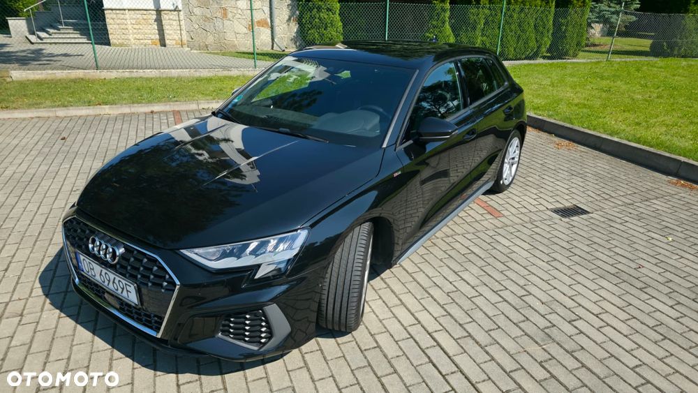 Audi A3 Sportback 35 TDI S tronic S line - 2