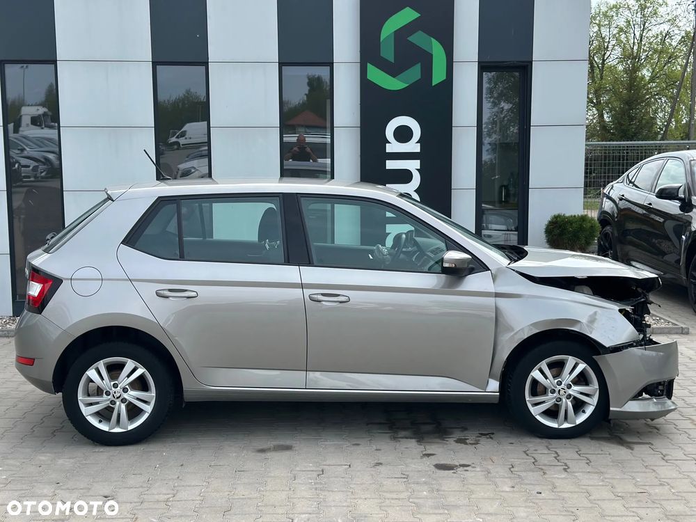 Skoda Fabia - 4