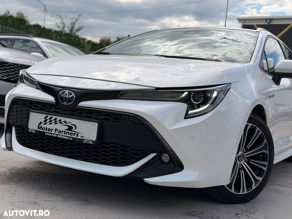 Toyota Corolla - 12