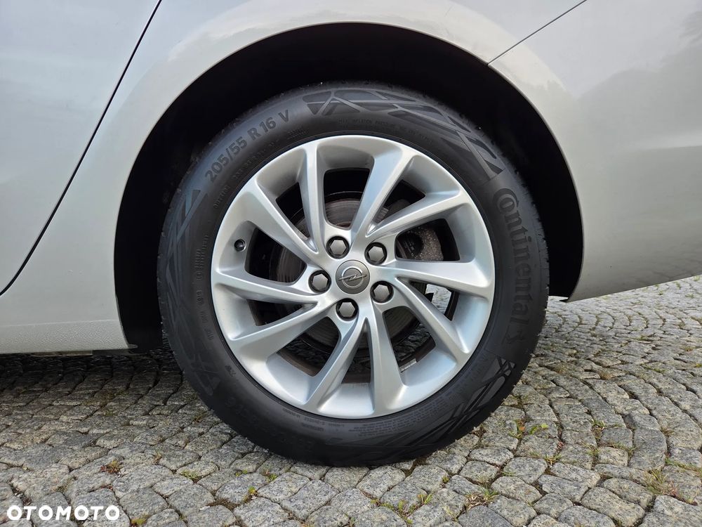 Opel Astra - 31