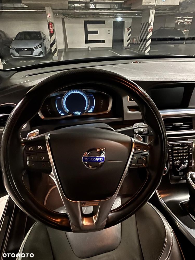 Volvo S60 T5 Drive-E R-Design Momentum - 6