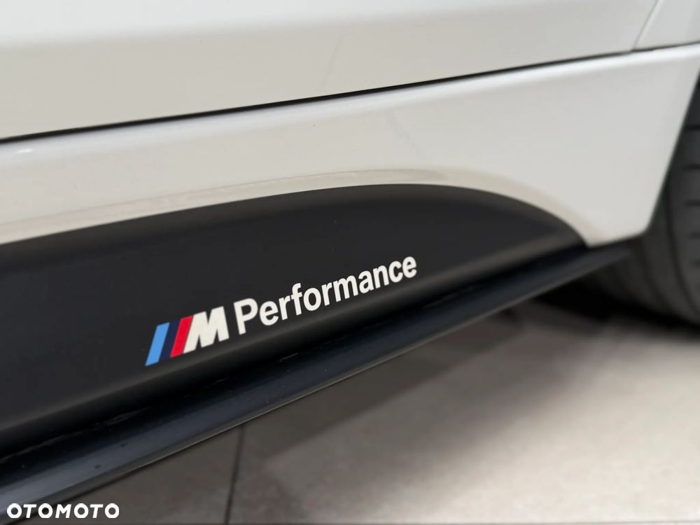 BMW Seria 3 330i M Sport - 21