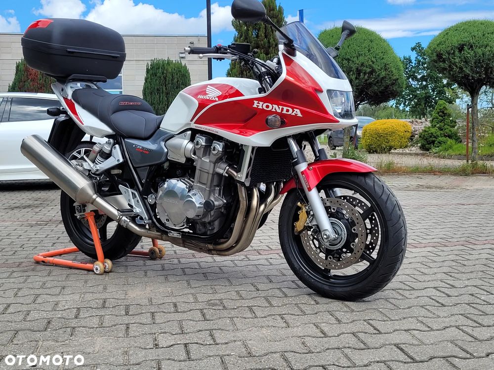 Honda CB - 8