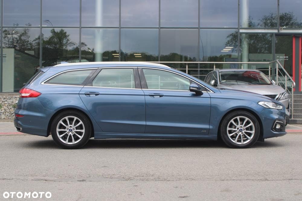 Ford Mondeo - 4