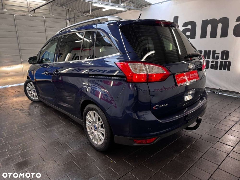 Ford Grand C-MAX - 13