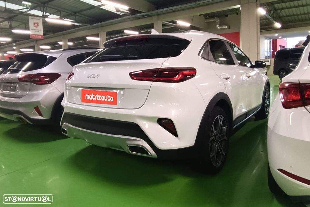 Kia XCeed 1.0 T-GDI Tech - 4