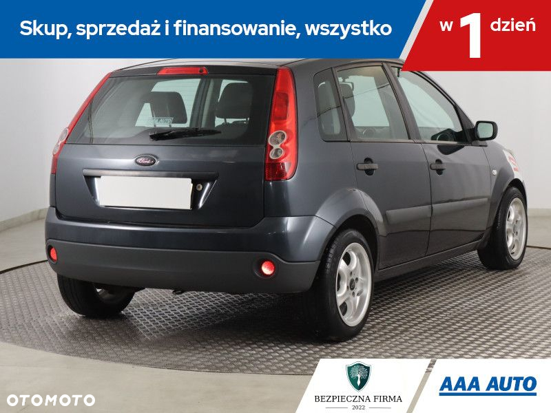Ford Fiesta - 6