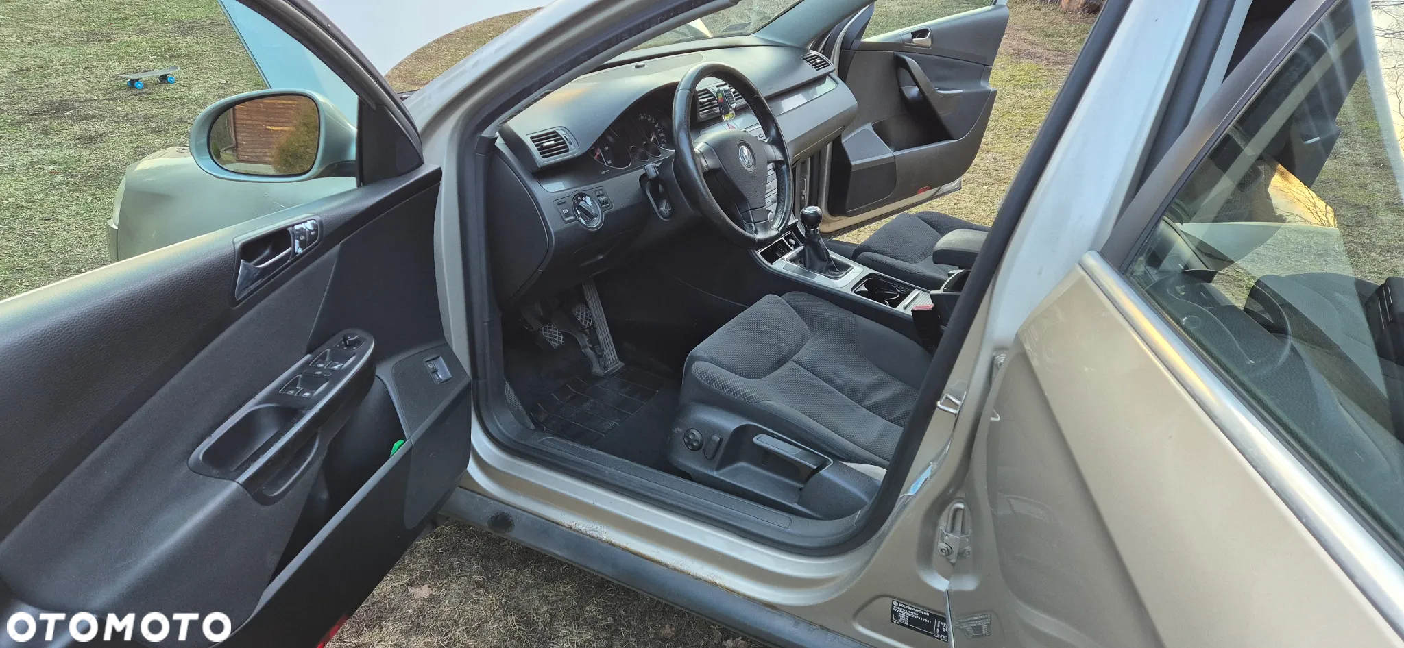 Volkswagen Passat 2.0 TDI Comfortline - 11