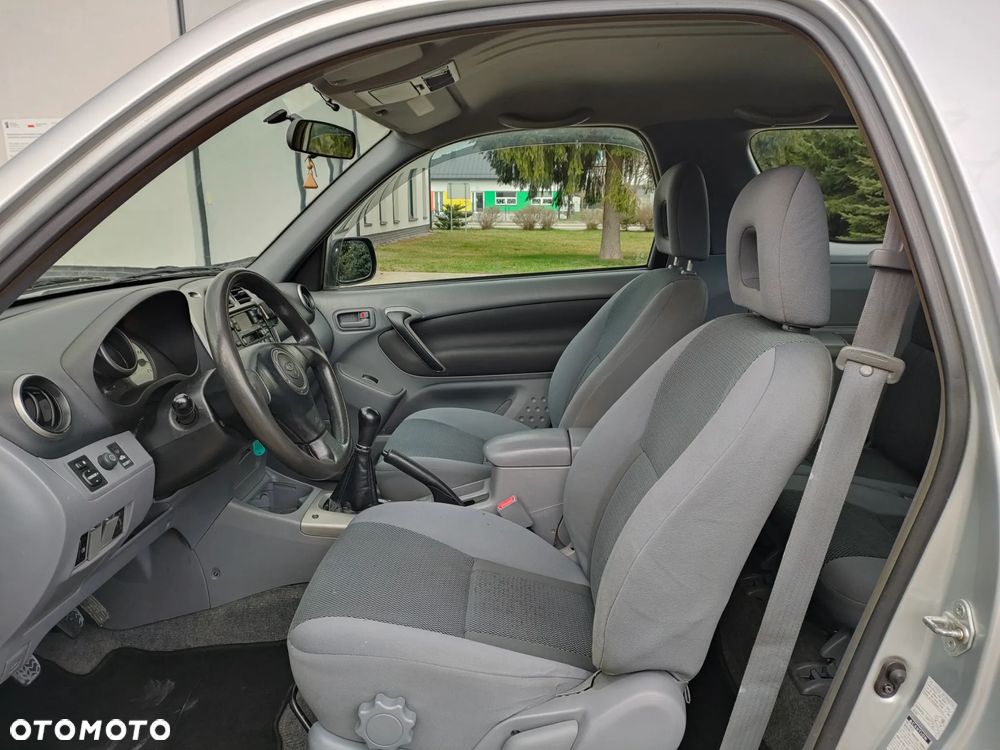 Toyota RAV4 4x4 Edition - 12