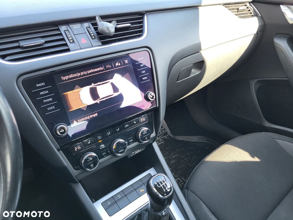 Skoda Octavia 1.4 TSI Ambition - 17