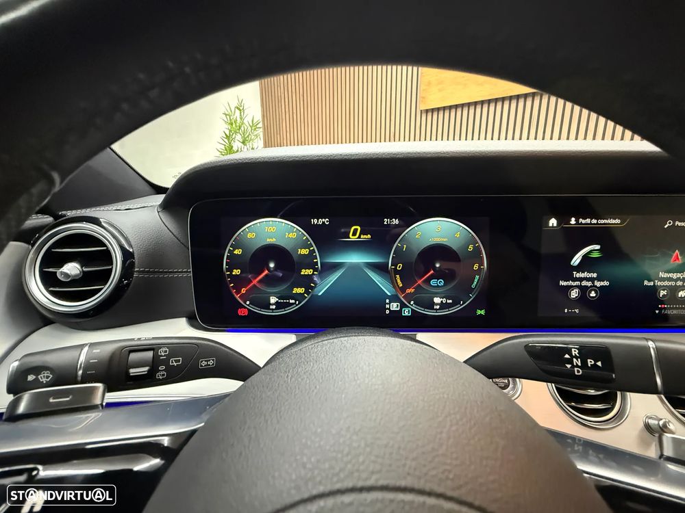 Mercedes-Benz E 300 de 9G-TRONIC AMG Line - 24