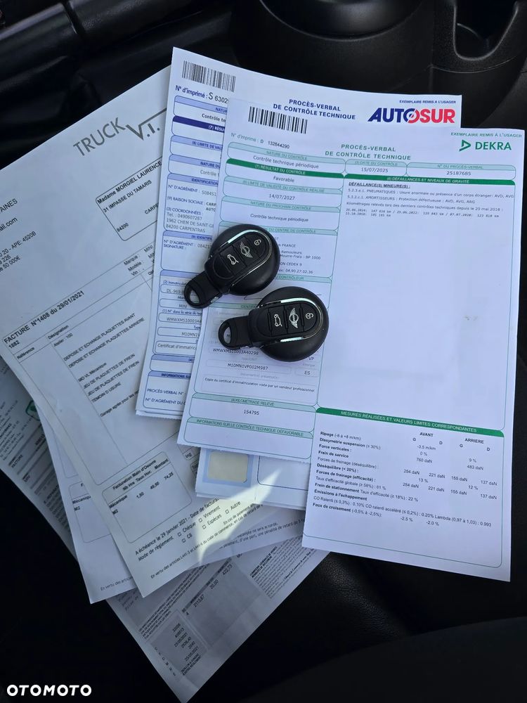 MINI Cooper Classic Trim - 18