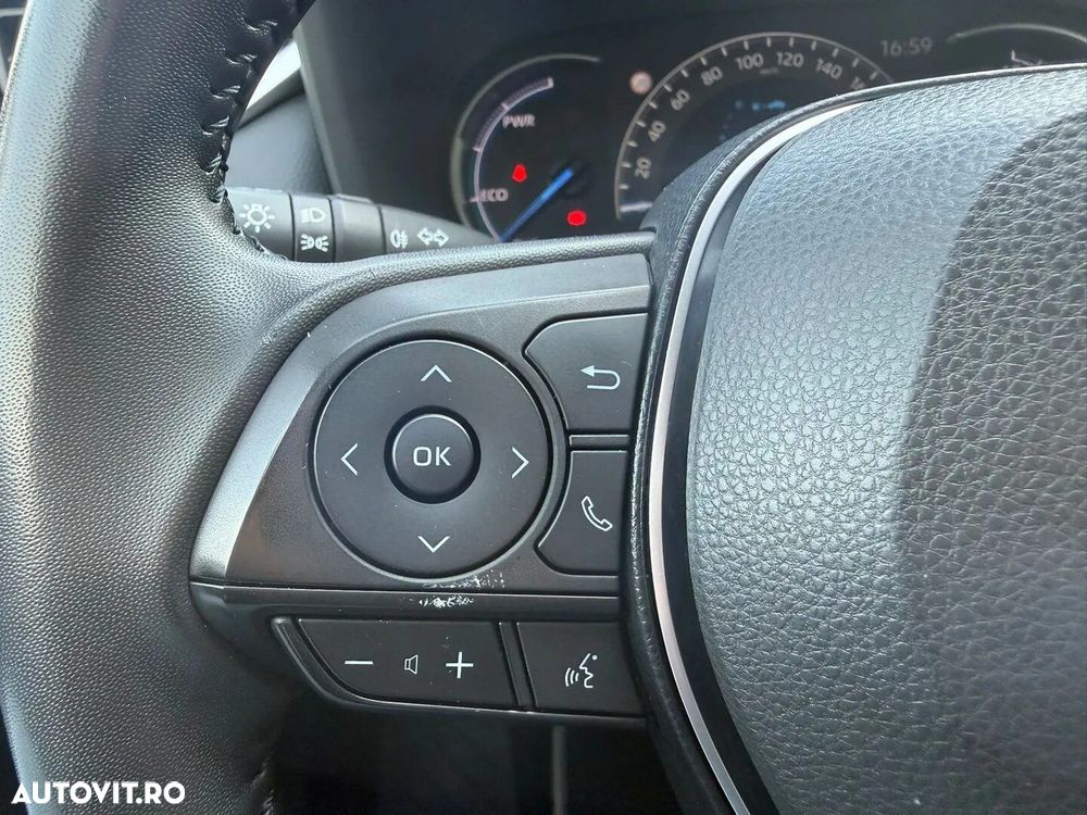 Toyota RAV4 - 12