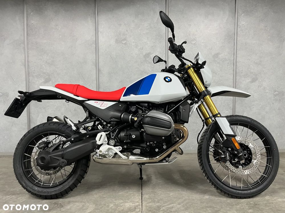 BMW R - 1