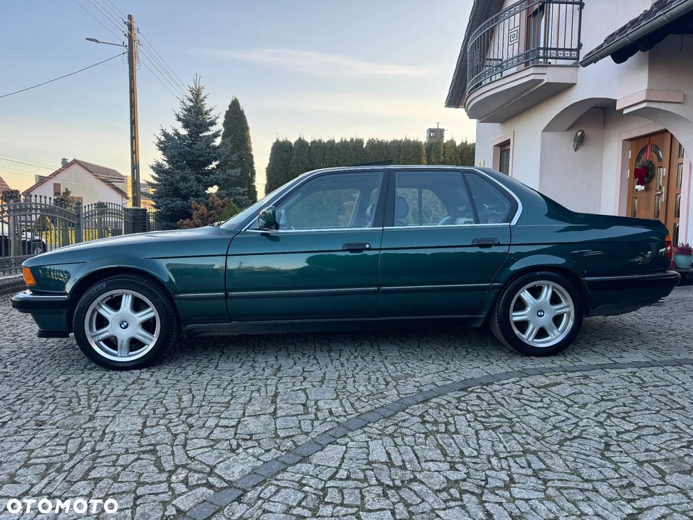 BMW Seria 7 - 8