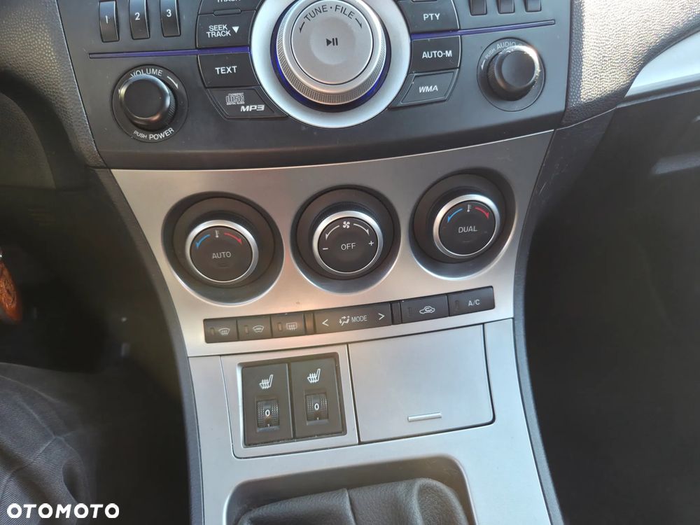 Mazda 3 1.6 16V Exclusive - 11