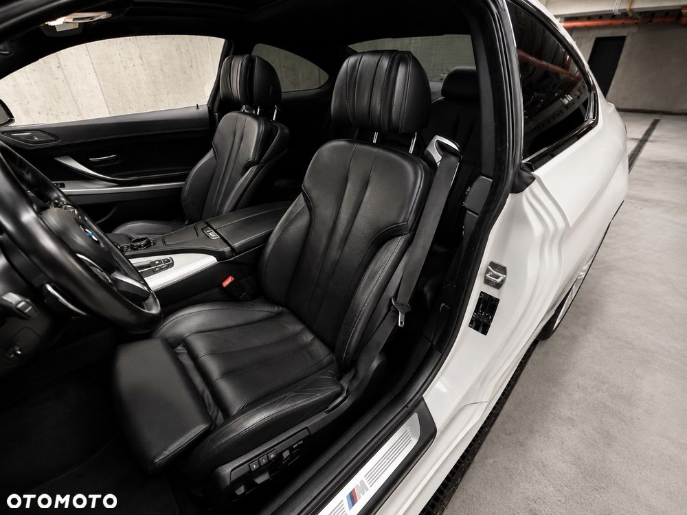 BMW Seria 6 650i xDrive - 8