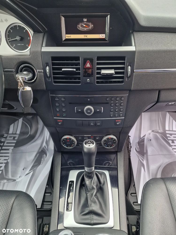 Mercedes-Benz GLK 220 CDI 4Matic (BlueEFFICIENCY) 7G-TRONIC - 22