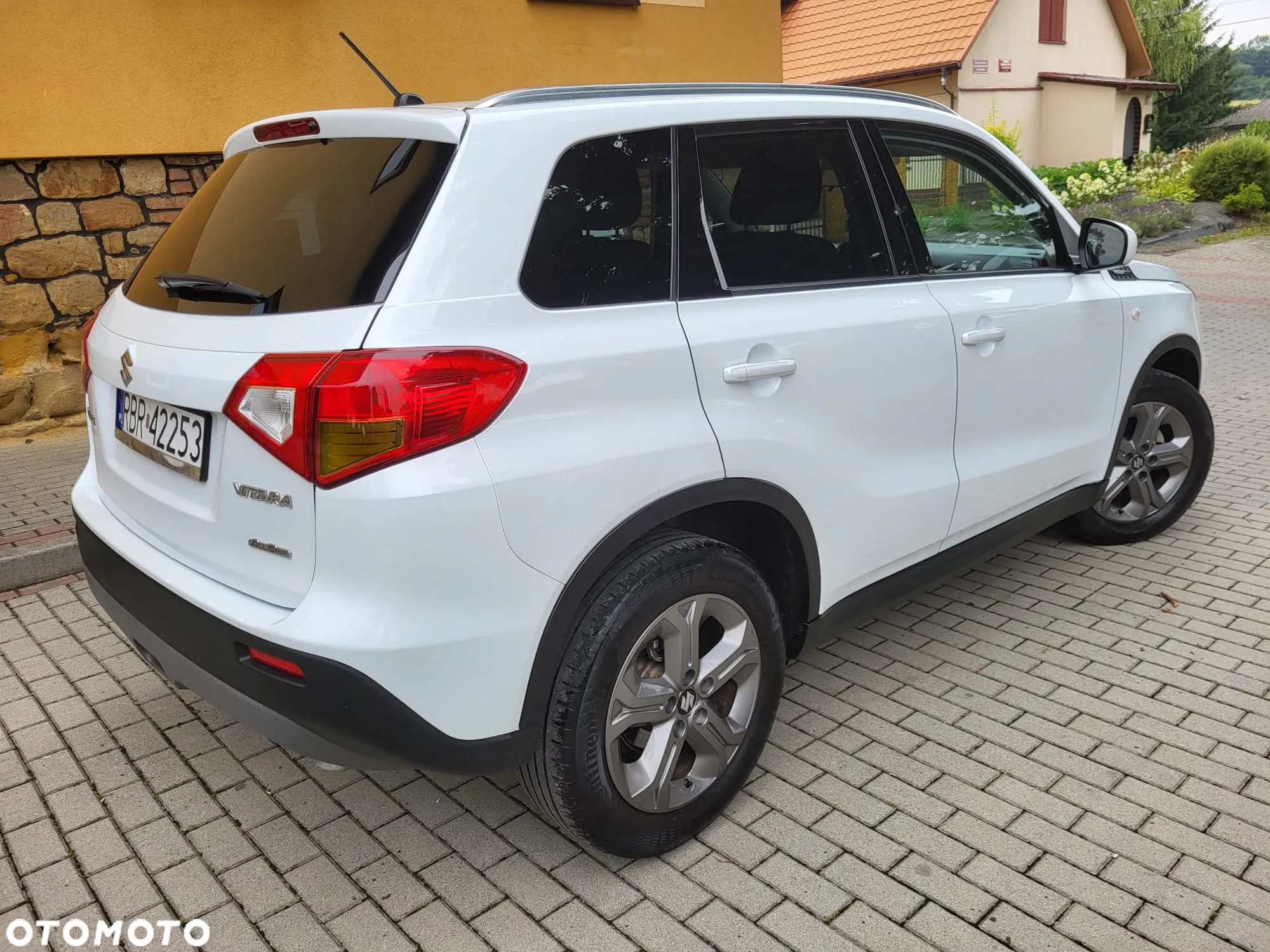 Suzuki Vitara 1.6 DDiS (4x4) Allgrip Comfort+ - 9