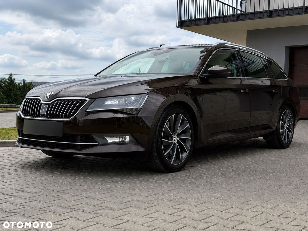 Skoda Superb 2.0 TSI 4x4 L&K DSG - 10
