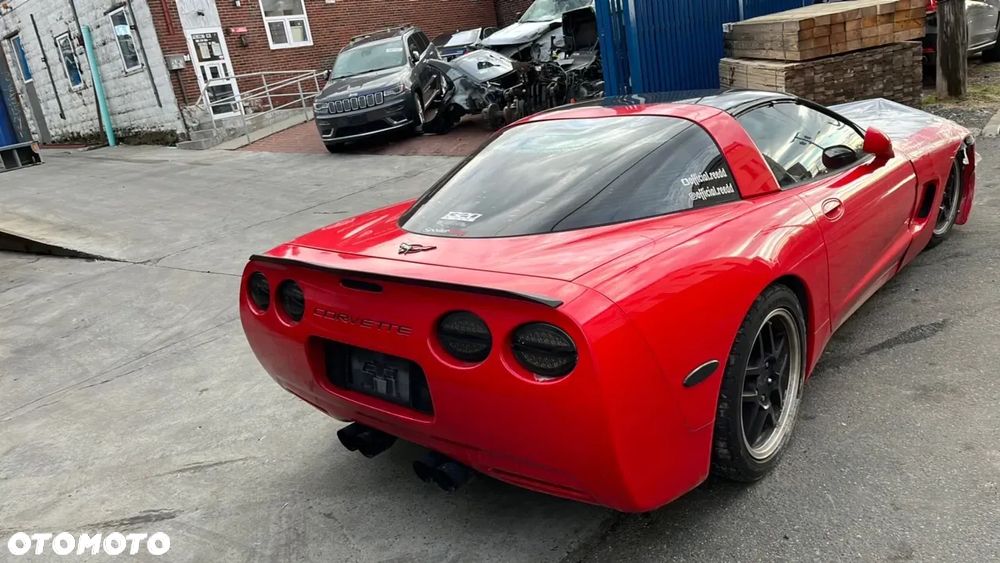 Chevrolet Corvette Convertible 5.7 - 3