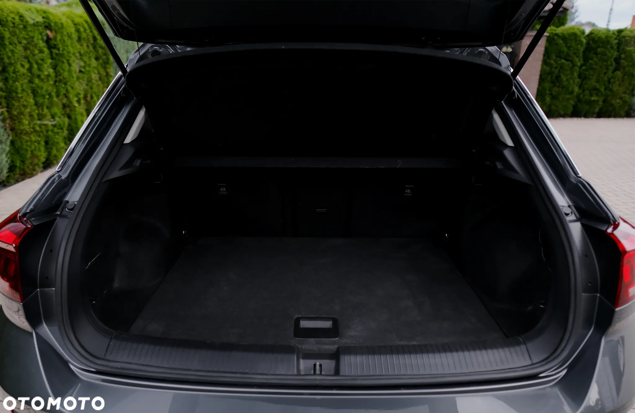 Volkswagen T-Roc 1.0 TSI OPF GOAL - 37