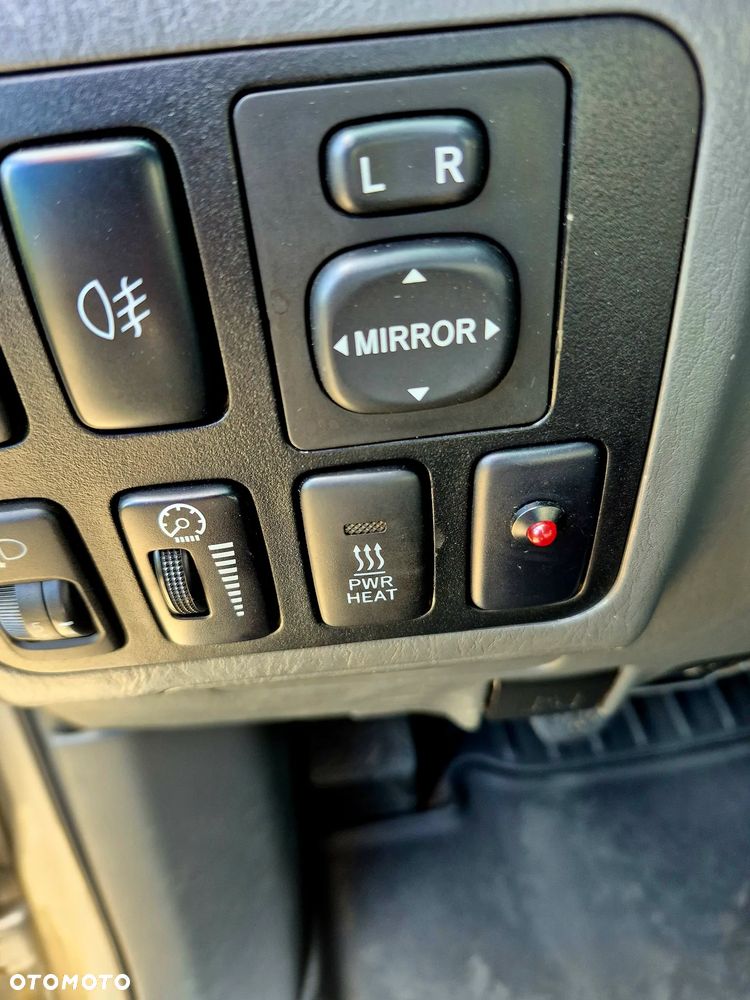 Toyota Land Cruiser 3.0 D Luna - 24