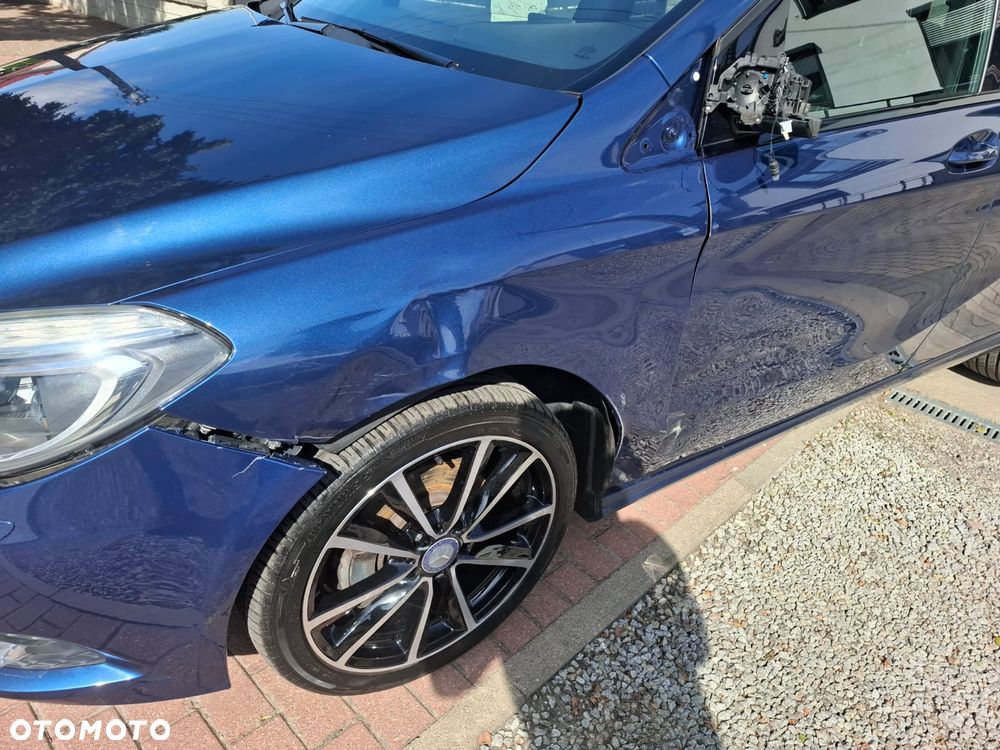 Mercedes-Benz Klasa B 180 CDI (BlueEFFICIENCY) - 9