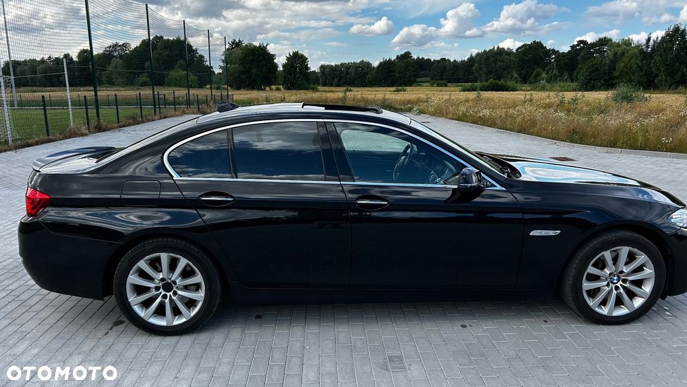 BMW Seria 5 525d xDrive Luxury Line - 3