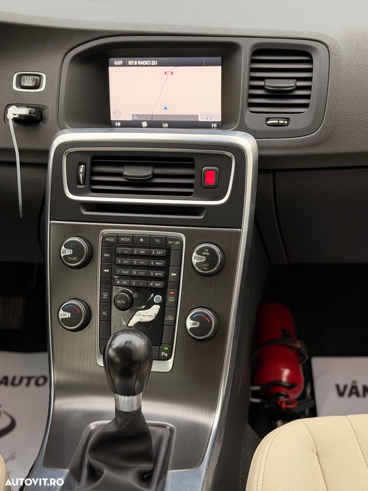 Volvo S60 DRIVe Momentum - 20