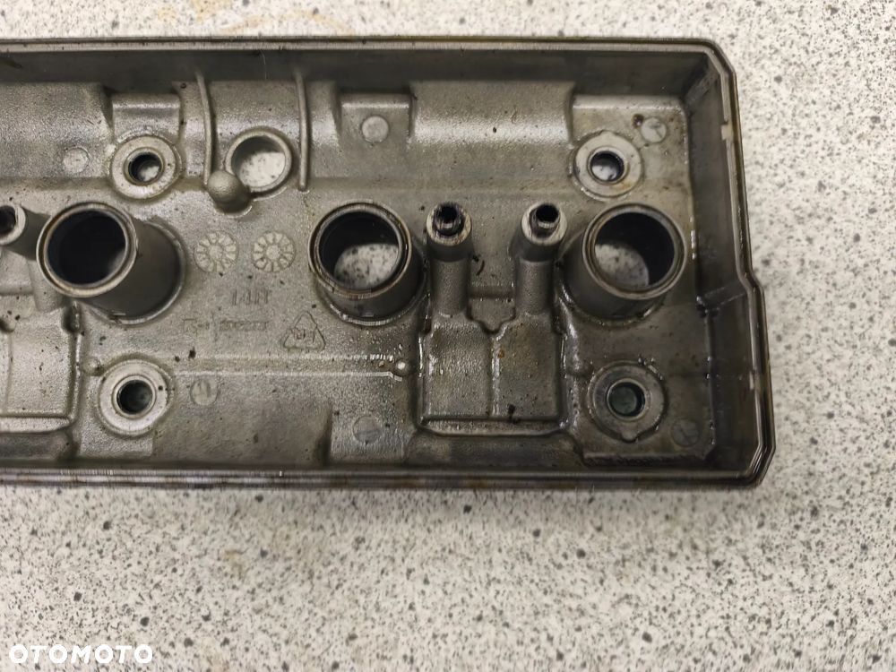 Dekiel silnika, pokrywa zaworów Yamaha R1 R22 09- - 16