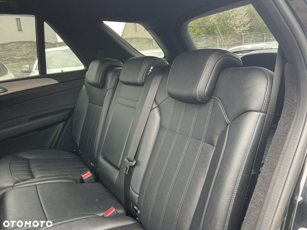 Mercedes-Benz GLE 350 d 4Matic 9G-TRONIC AMG Line - 16