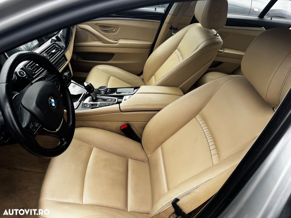 BMW Seria 5 535i xDrive Aut. Luxury Line - 7