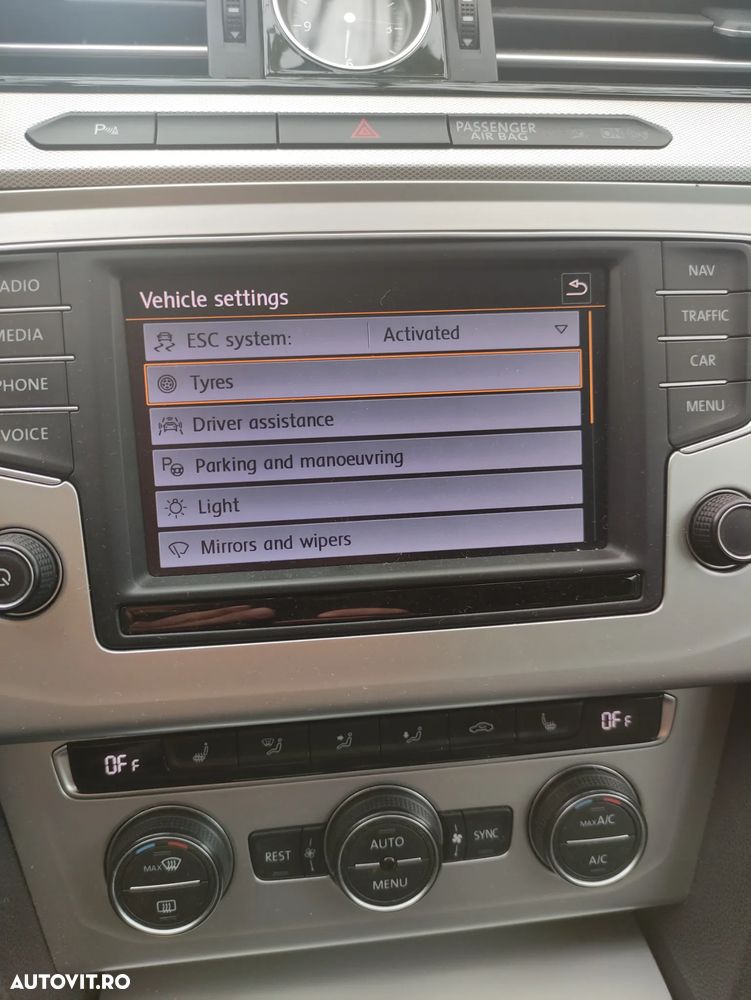 Volkswagen Passat 2.0 TDI Comfortline - 15
