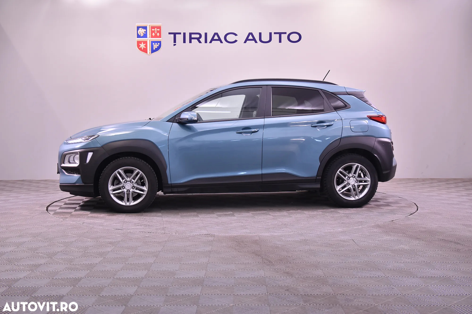 Hyundai KONA - 2