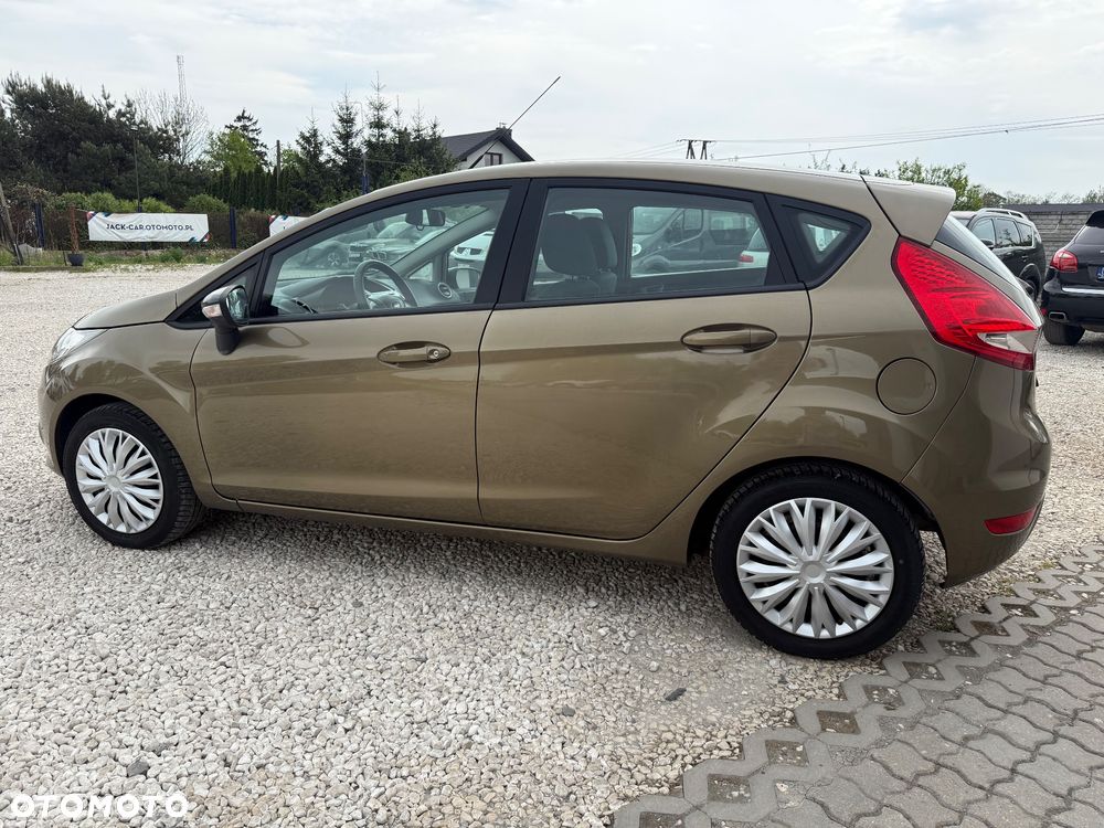 Ford Fiesta 1.25 Titanium EU5 - 17